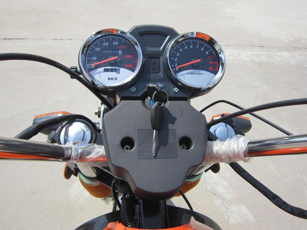 200cc τρίκυκλη τρίτροχη φορτίου μοτοσικλετών υψηλότερη φορτίου ικανότητα φόρτωσης κιβωτίων μεγάλη με τα καθίσματα επιβατών
